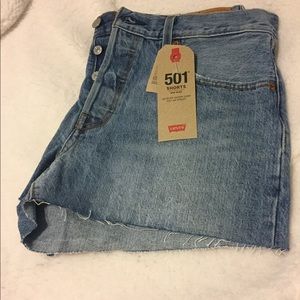 Levi’s 501 shorts